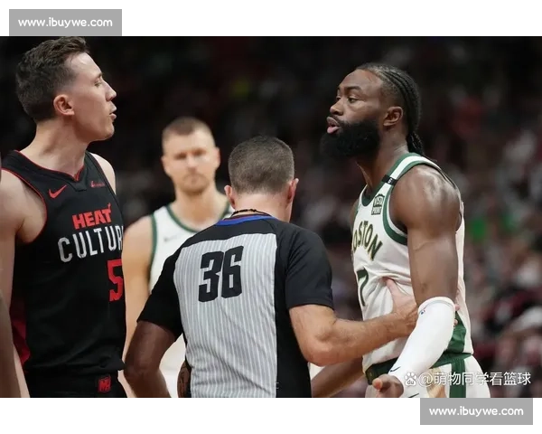 热火对决凯尔特人大比分悬念拉满系列赛走向成焦点东西部豪强碰撞引爆关注